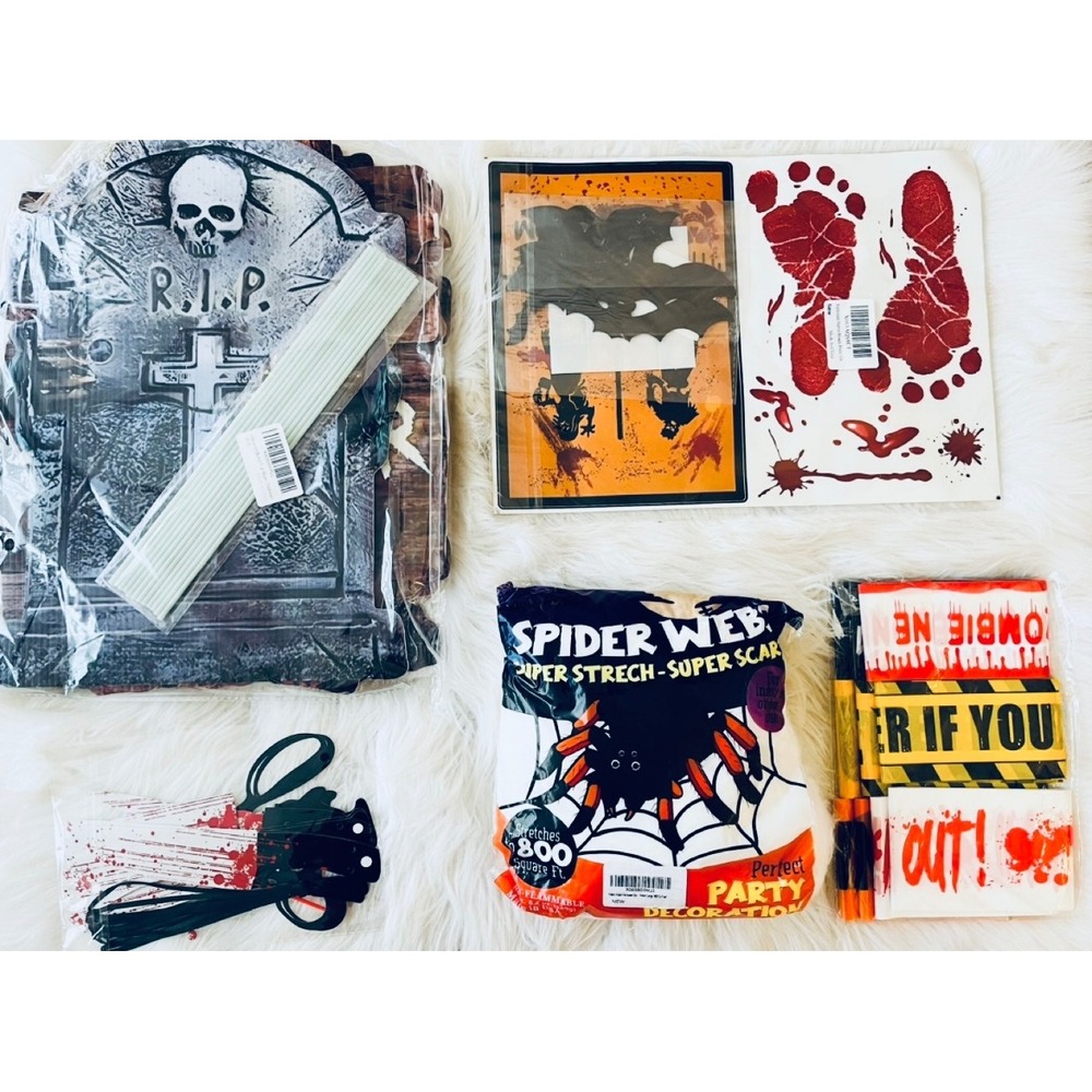 NEW Halloween Decorations‎ Bundle Tombstone Spider Web Zombie Footprint Bats